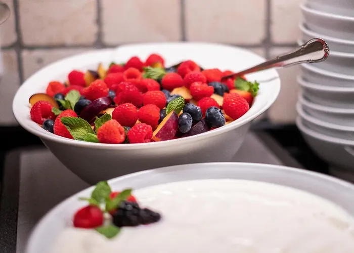 Marienburg Monheim 酒店 4*